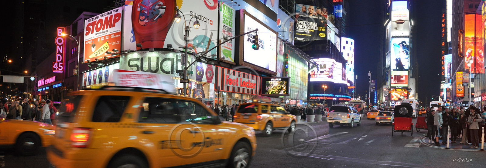 NEW YORK CITY  MANHATTAN TIME1 TAXINew york photo couleur nuitFORMAT DISPONIBLE   33X95cm ( et 20X60cm en vente direct uniquement )pas de telechargement disponible.A chaque format correspond une éditions limitée spécifique .© collection P GUZIKA titre indicatif suivant la finition, tarif encadré vente direct:150 x 52 cm 180€ non disponible33   x 95 cm   99€20   x 60 cm   39€disponible en  30 X10 cm  sur stand en vente directDISPONIBLE SUIVANT STOCK -  CRÉATION JOURNALIERE  -