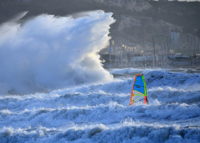 TEMPETE ZEUS MARSEILLE ,PLAGE DU PRADO,WINDSURF, PLANCHE À  VOILE