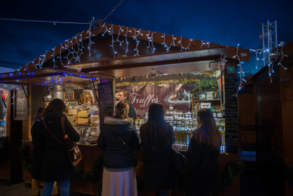 MARCHÉ DE NOEL DE MARSEILLE  ( photos des precedents marchés ),