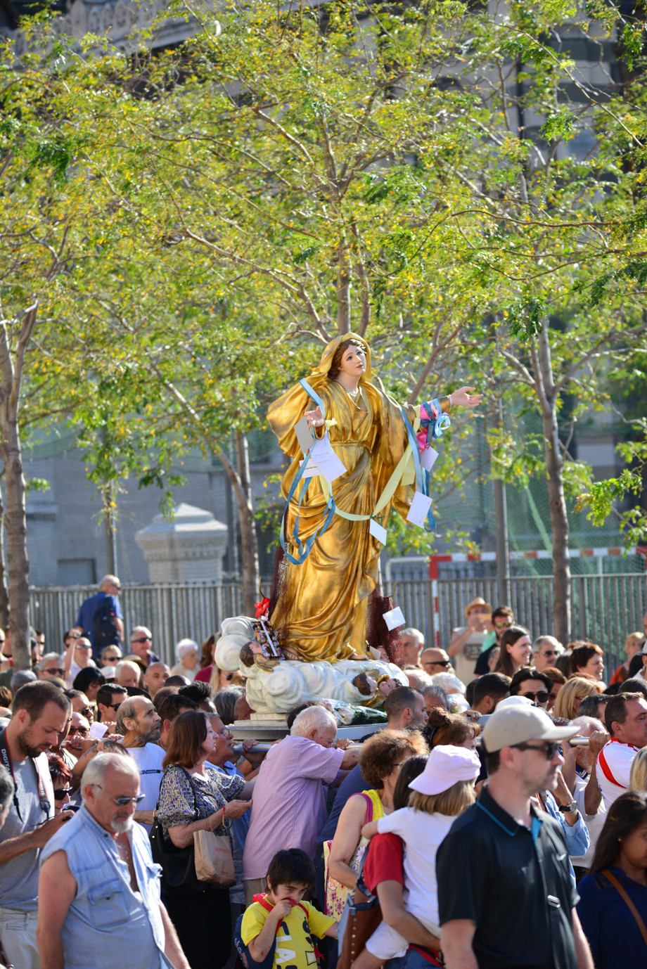 PROCESSION -sainte-marie.