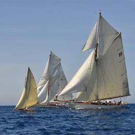 site-voilles-du-vieux-port-2014-cori-copie.jpg