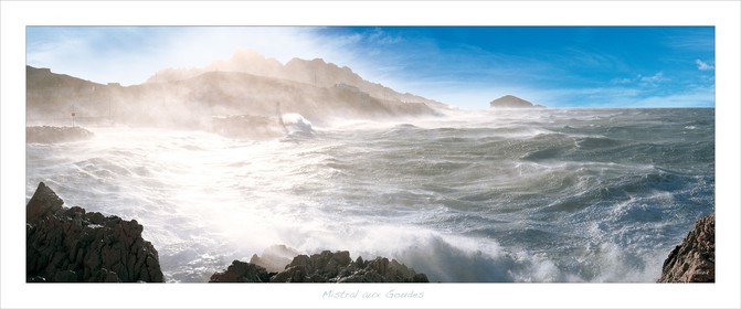 MISTRAL A 180km h AUX GOUDESCalanques Provence Marseille photo couleurFORMAT DISPONIBLE  120 x 50cm avec pourtour blancpas de telechargement disponible.A chaque format correspond une éditions limitée spécifique .© collection P GUZIKDISPONIBLE SUIVANT STOCK -  CRÉATION JOURNALIERE  -