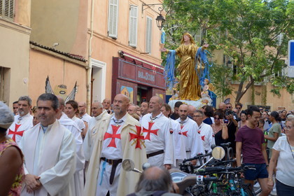 procession 15 àout 2022 le panier marseille