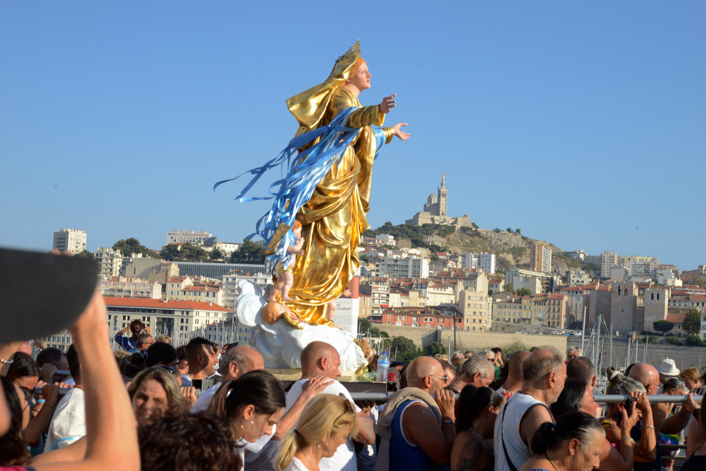 PROCESSION -sainte-marie.
