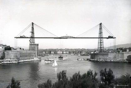 ref-plaque-1900041-entre-du-vieux-port-avec-transbordeur-60x90taille 60X90cm   30x45cm