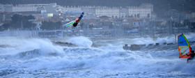 TEMPETE ZEUS MARSEILLE ,PLAGE DU PRADO,WINDSURF, PLANCHE À  VOILE