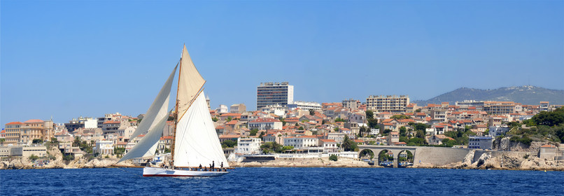MARSEILLE VIEUX PORT VOILIER VIEUX GREEMENT  TOUR plein formatMarseille Provence photo panoramique couleurANSE DE LA FAUSSE MONNAIE PETIT NICE RULL CORNICHEFORMAT DISPONIBLE  150X52cm  33X95cm ( et 20X60cm en vente direct uniquement )pas de telechargement disponible.A chaque format correspond une éditions limitée spécifique .© collection P GUZIKA titre indicatif suivant la finition, tarif encadré vente direct:150 x 52 cm 180€33   x 95 cm   99€20   x 60 cm   39€disponible en  30 X10 cm  sur stand en vente directDISPONIBLE SUIVANT STOCK -  CRÉATION JOURNALIERE  -